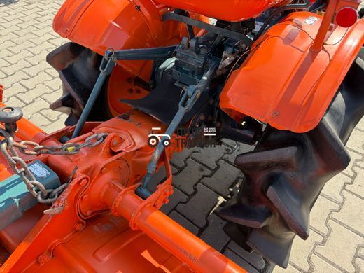 Kubota B-7001