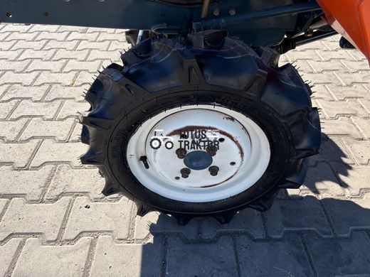 Kubota B1502