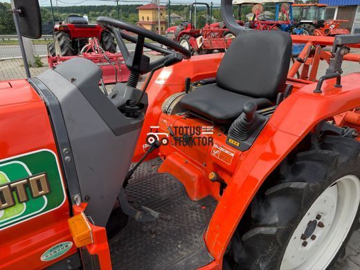 Kubota GL-200 (Hinomoto NX-200)