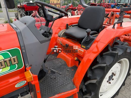 Kubota GL-200 (Hinomoto NX-200)