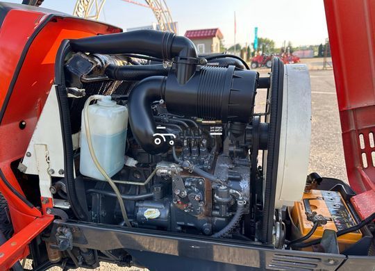Kubota A175