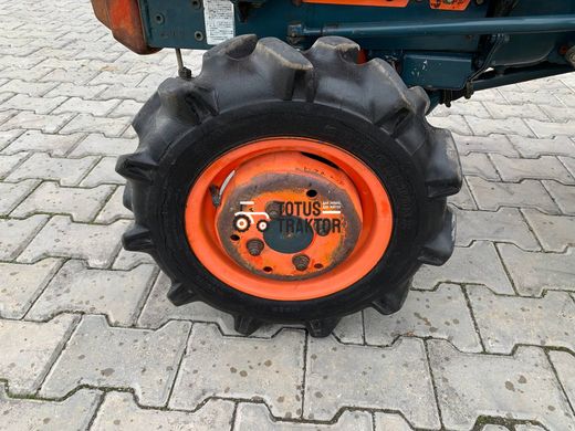 Kubota B-5001