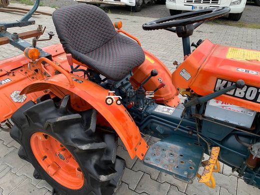 Kubota B-5001