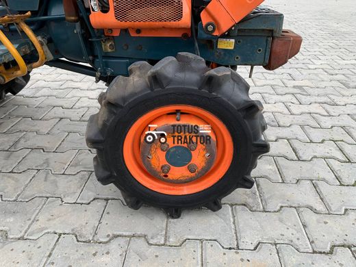 Kubota B-5001