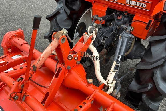 Kubota L1-255
