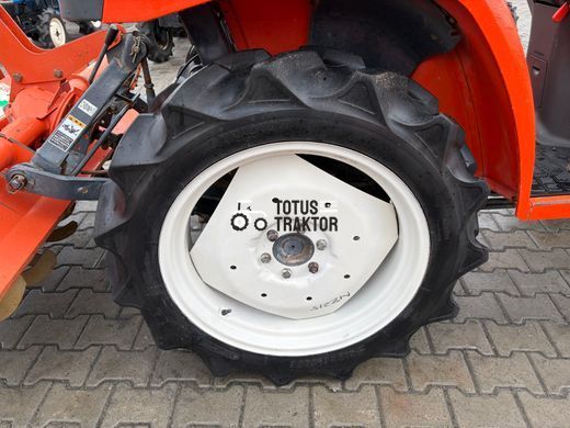 Kubota GT21 (Hinomoto NZ215)