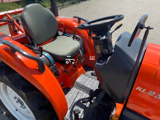 Kubota KL230