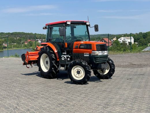 Kubota KL33