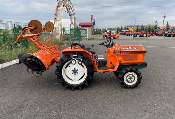 Kubota B1-17