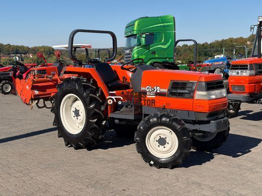 Kubota GL 32