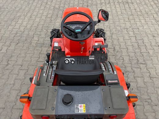 Kubota B52