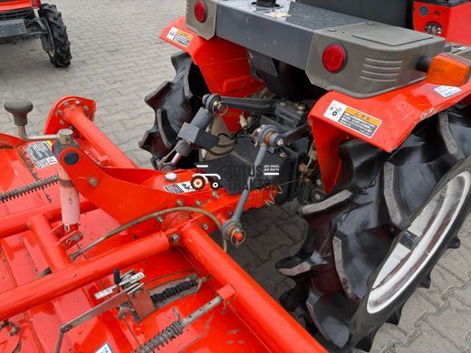 Kubota B52