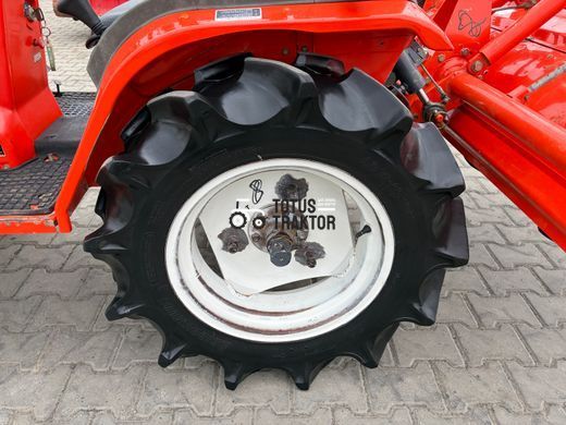 Kubota B52