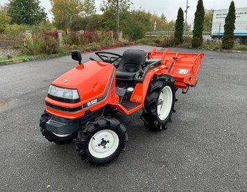 Kubota B52