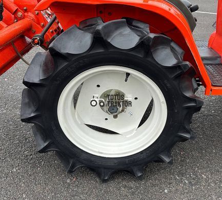 Kubota B52