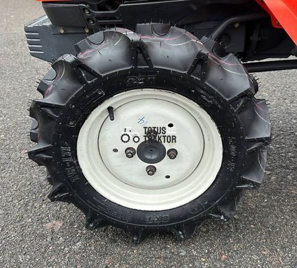 Kubota B52