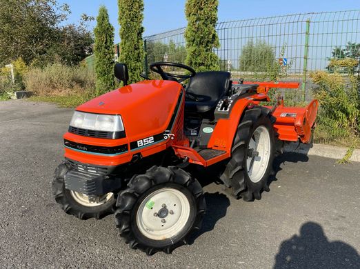 Kubota B52