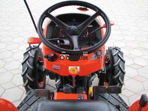 Kubota L-3218