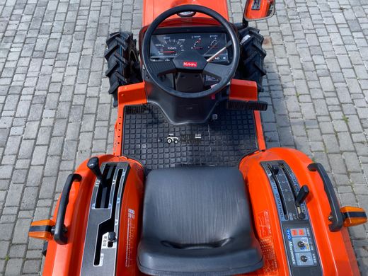 Kubota GT-3