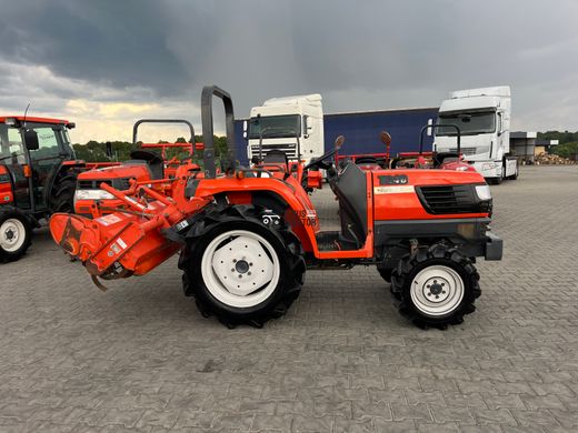 Kubota T240