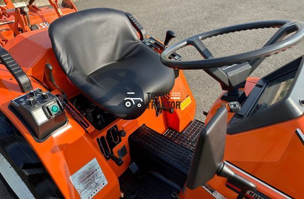 Kubota B1-15