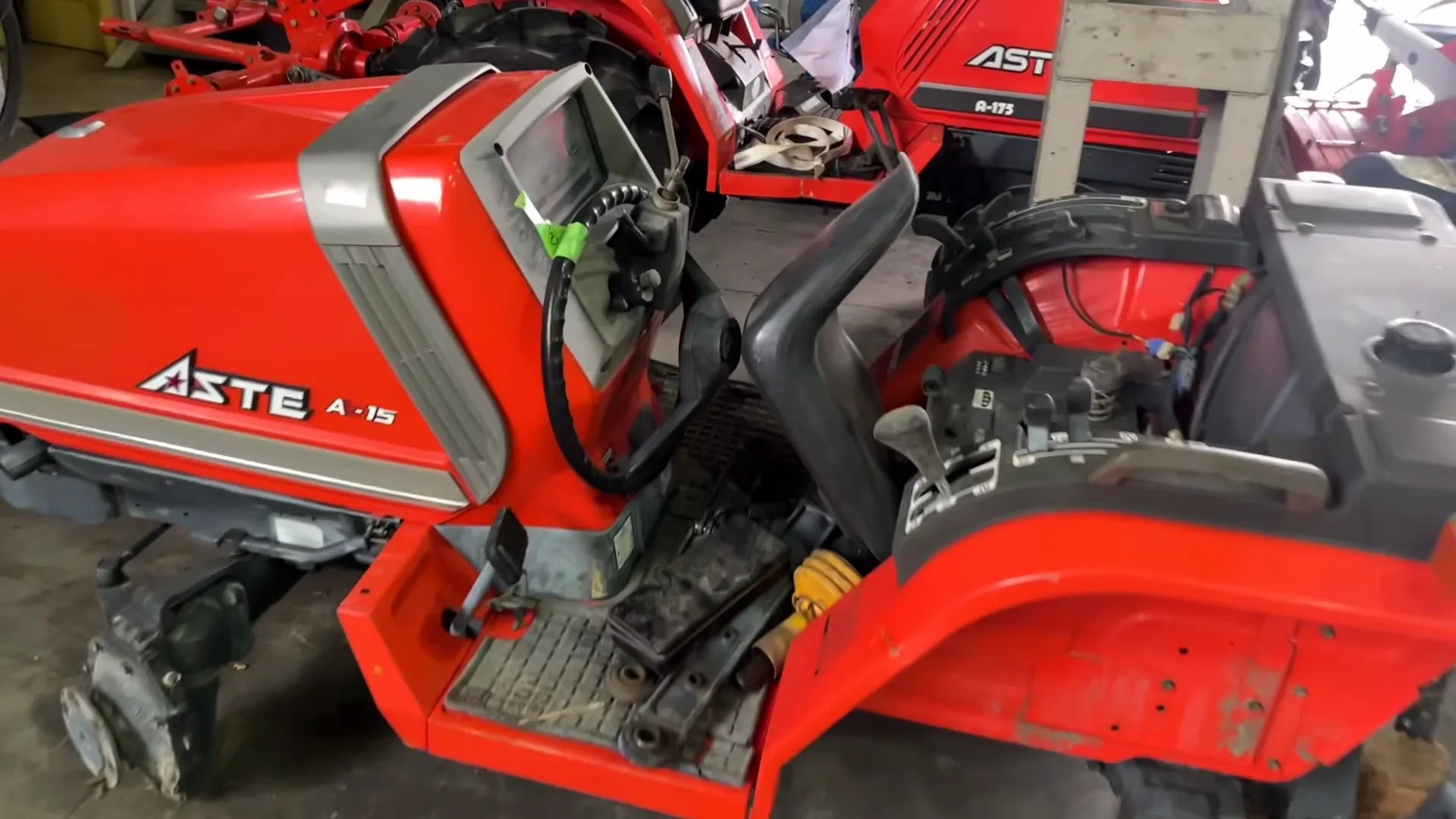 Минитрактор Kubota Aste A-15